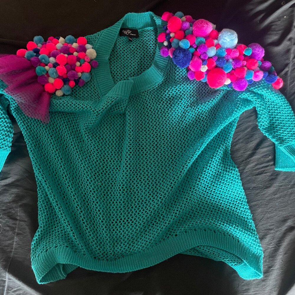 Dolman Sleeve Sweater with DIY pom-poms and tulle ruffle